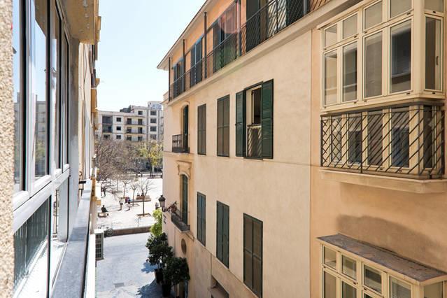 Апартаменты Picasso Premium Малага Экстерьер фото